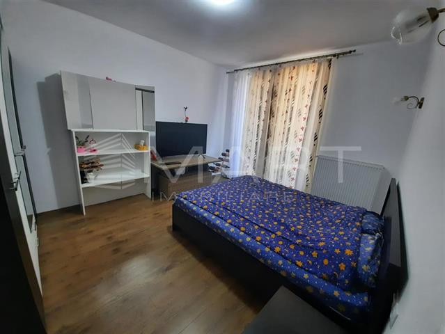 Apartament 3 camere decomandat 70mp Zona Selimbar