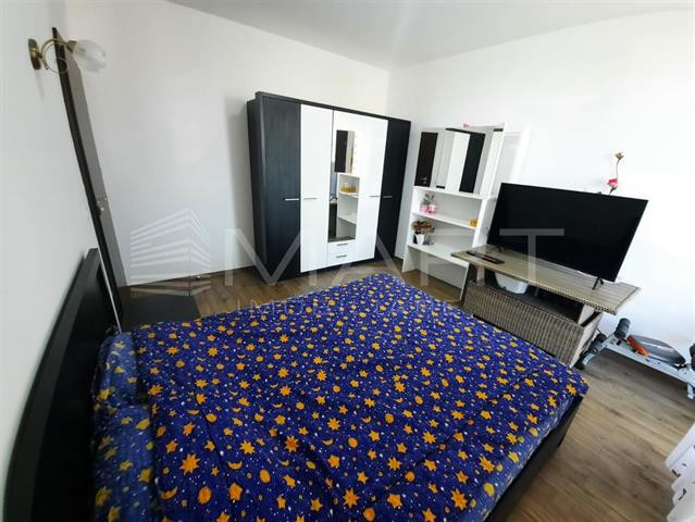 Apartament 3 camere decomandat 70mp Zona Selimbar