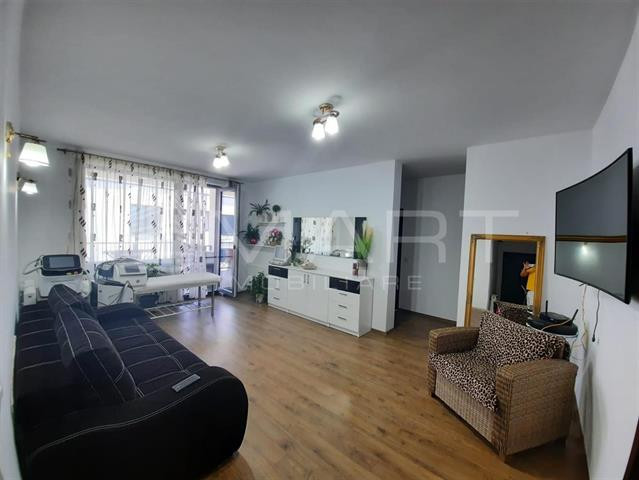 Apartament 3 camere decomandat 70mp Zona Selimbar