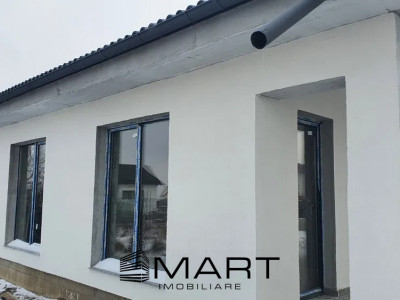 Casă modernă la cheie în Sânpetru 