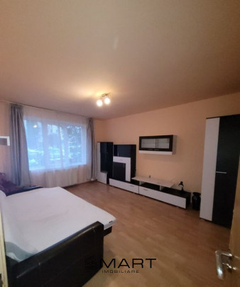 Apartament 2 camere zona Cedonia 