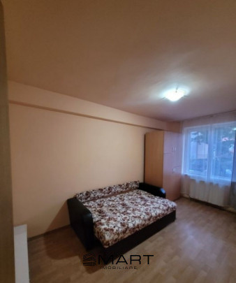 Apartament 2 camere zona Cedonia 