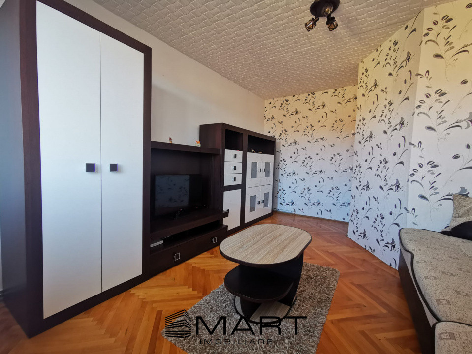 Apartament 2 camere decomandat zona Vasile Aaron