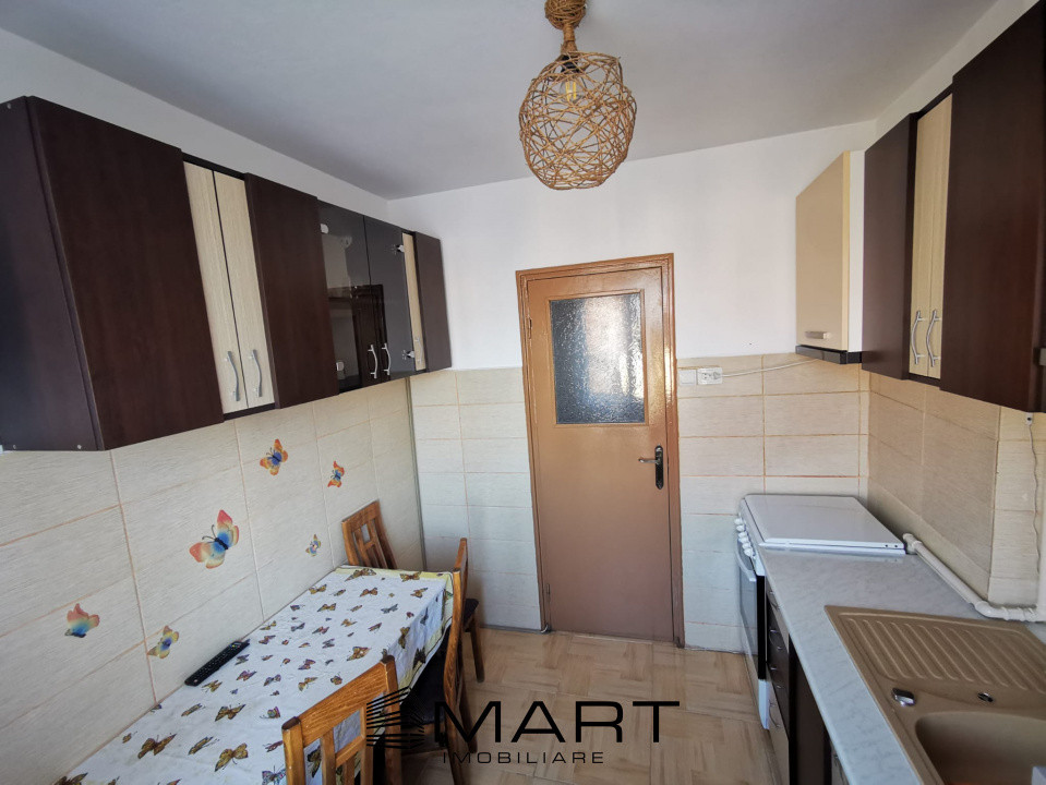 Apartament 2 camere decomandat zona Vasile Aaron