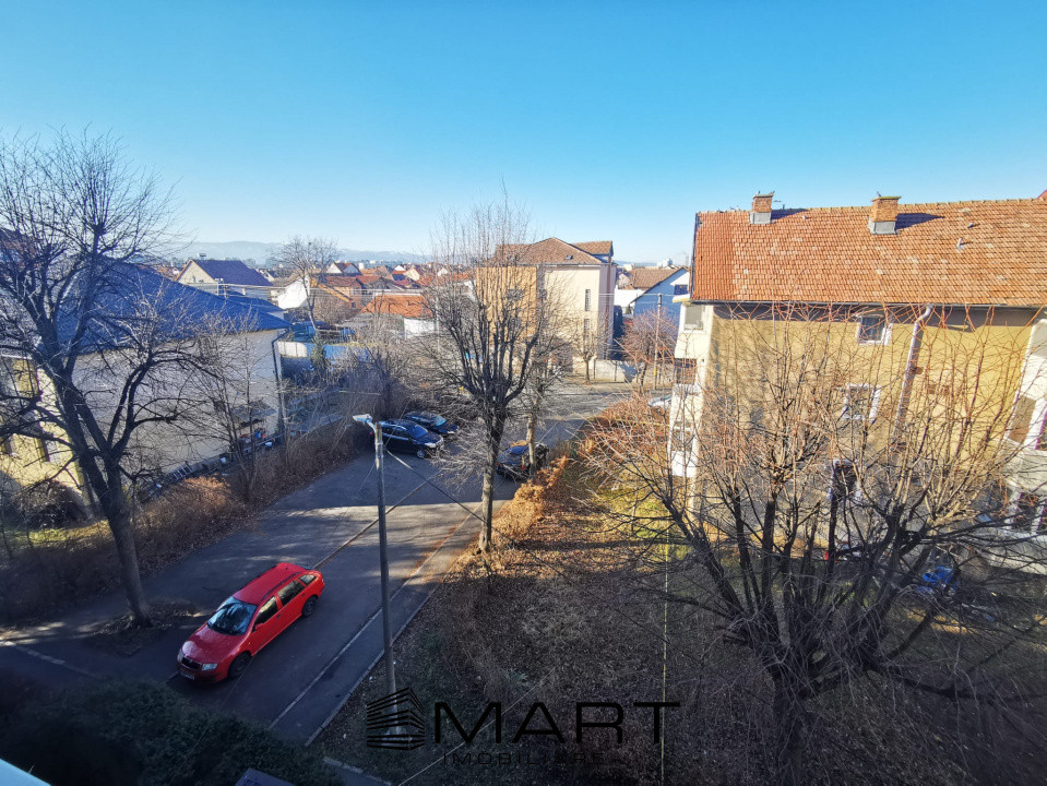 Apartament 2 camere decomandat zona Vasile Aaron