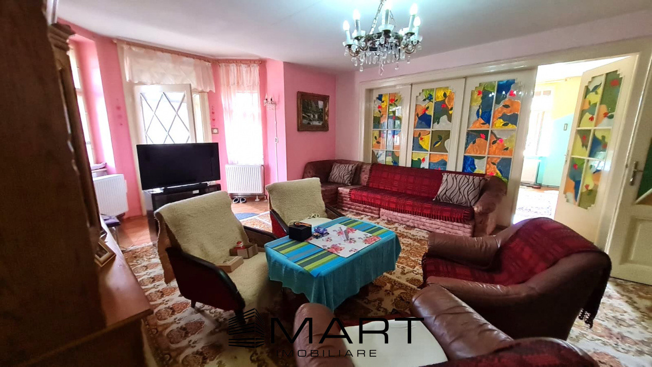 Casa 240 mp zona Sub Arini