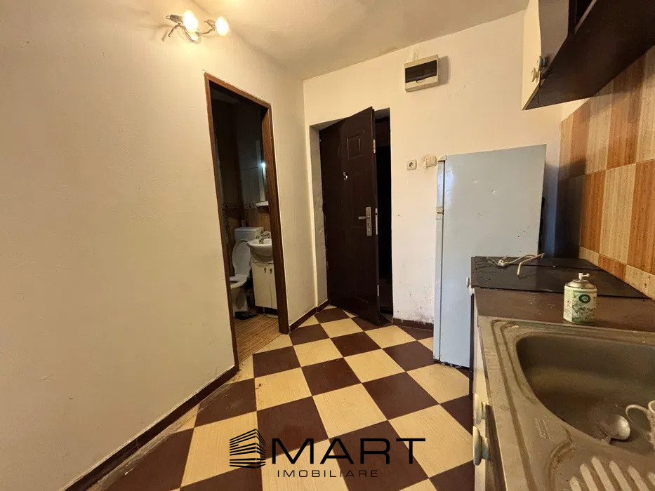 Apartament 1 camere zona Lazaret 