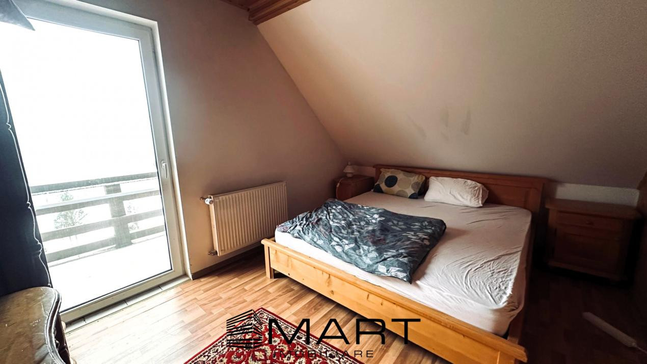 Casa de vacanta cu teren 2000mp Valea Avrigului