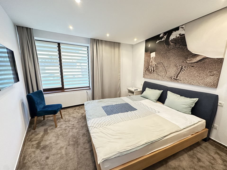 Casa de lux cu 5 camere piscina + sauna + jacuzzi + 2000mp teren Cisnadie