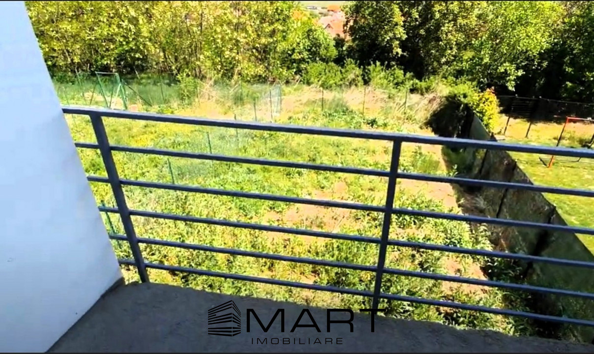 Casa 4 camere tip duplex Sura Mica