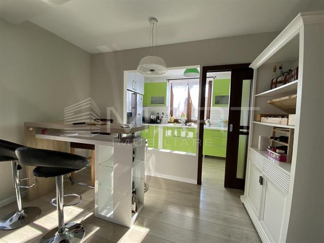 Casa moderna 5 camere zona Turnisor