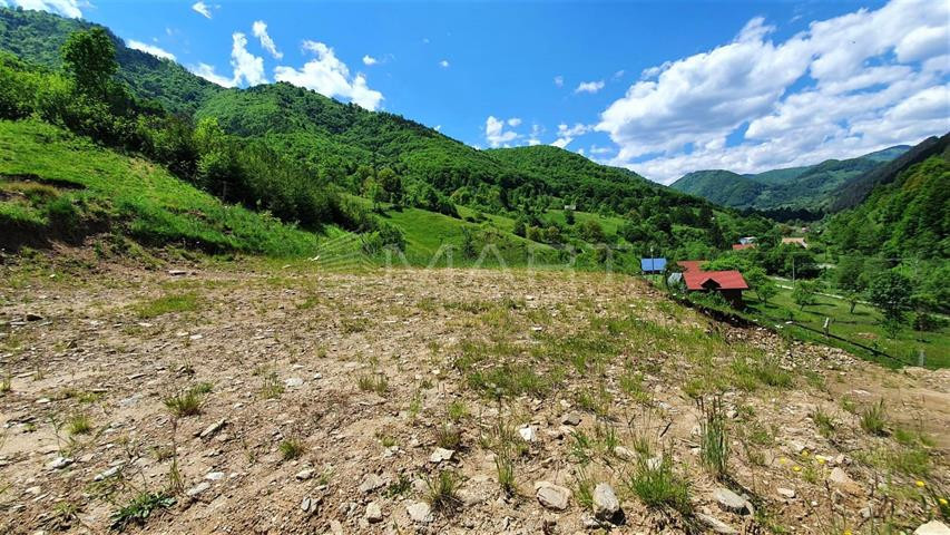 Teren intravilan 250mp Rau Sadului cu PUZ si utilitati