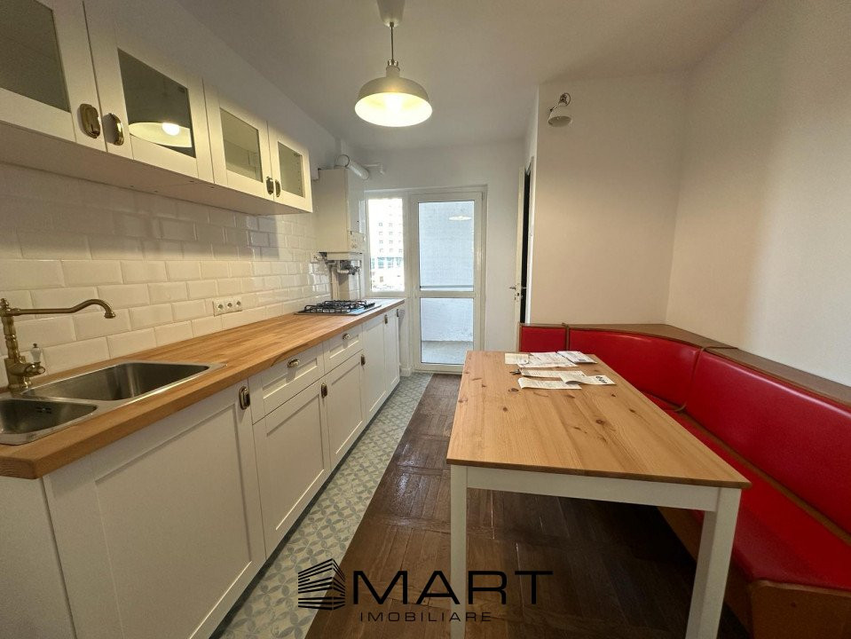 Apartament 3 camere decomandate, 2 bai, etaj 1, Calea Dumbravii