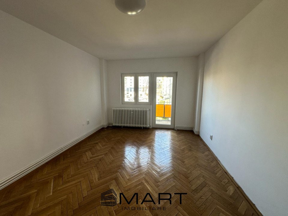 Apartament 3 camere decomandate, 2 bai, etaj 1, Calea Dumbravii