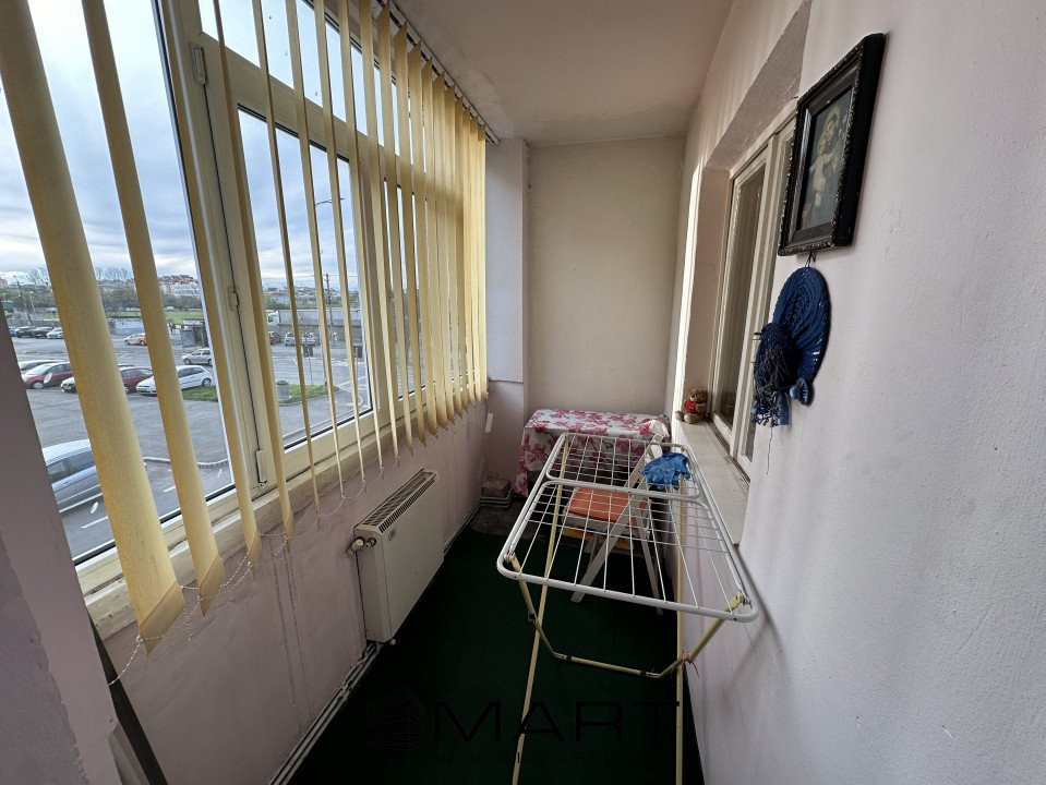 Apartament 4 camere decomandate et.1, str. Bihorului