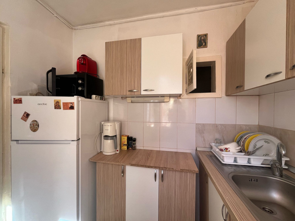 Garsoniera mobilata si utilata Broscarie