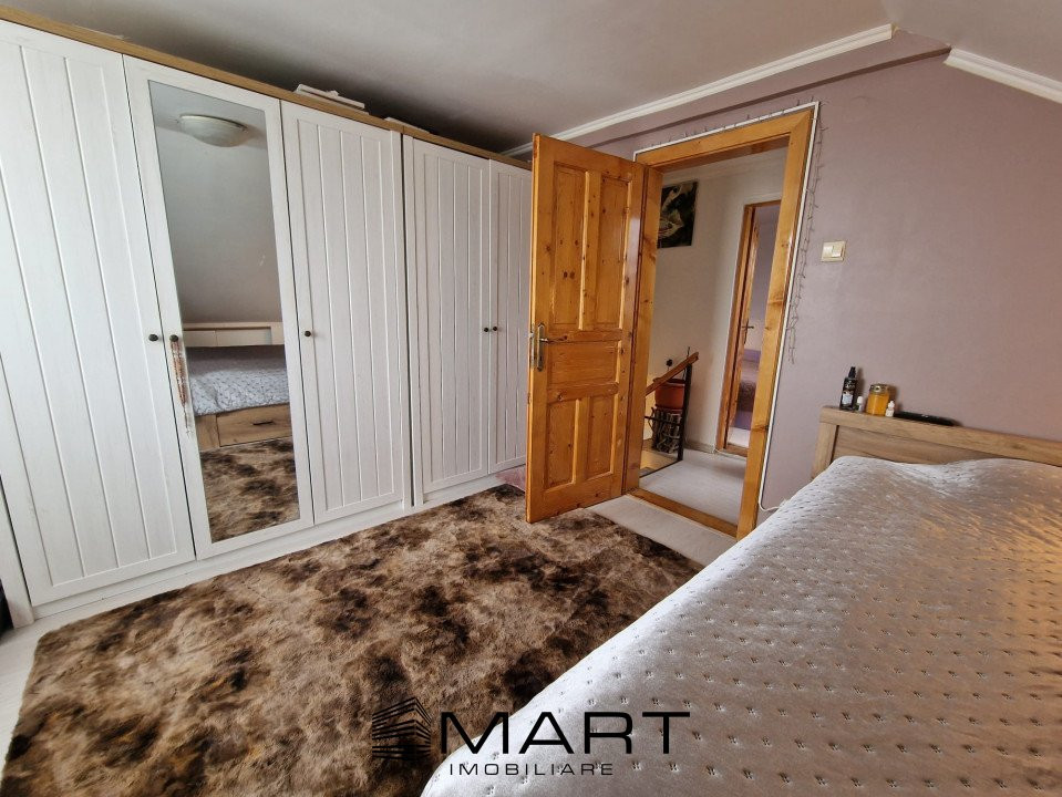 Apartament central 3 camere zona Politie